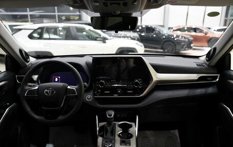 Toyota Highlander, 2025 год, 6 500 000 рублей, 11 фотография