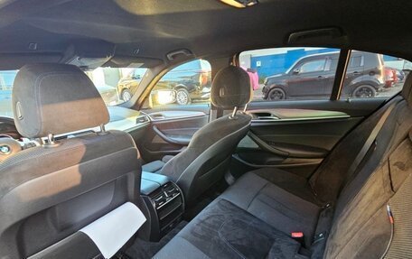 BMW 5 серия, 2018 год, 2 950 000 рублей, 6 фотография