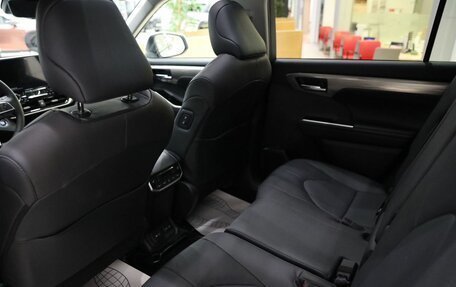 Toyota Highlander, 2025 год, 6 500 000 рублей, 18 фотография