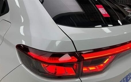 Honda Vezel, 2023 год, 2 250 000 рублей, 6 фотография