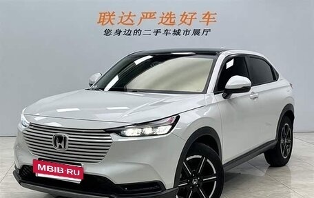 Honda Vezel, 2023 год, 2 250 000 рублей, 3 фотография