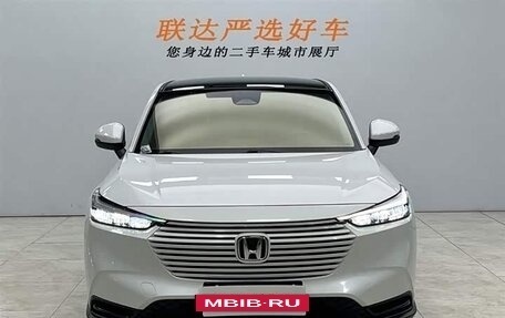 Honda Vezel, 2023 год, 2 250 000 рублей, 2 фотография