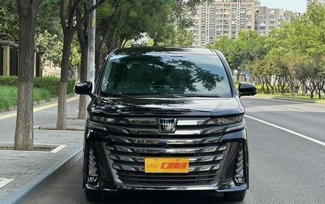 Toyota Vellfire, 2023 год, 16 700 000 рублей, 5 фотография