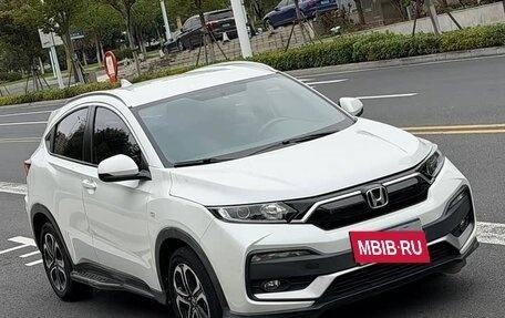 Honda HR-V II, 2021 год, 1 600 000 рублей, 1 фотография