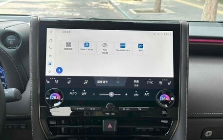 Toyota Vellfire, 2023 год, 16 700 000 рублей, 20 фотография