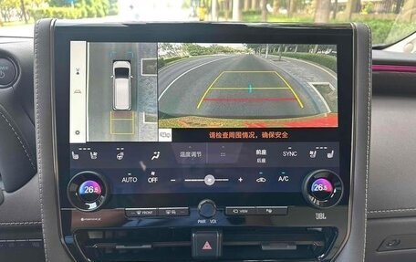 Toyota Vellfire, 2023 год, 16 700 000 рублей, 16 фотография