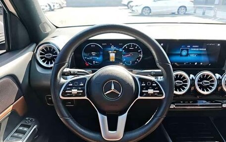 Mercedes-Benz GLB, 2022 год, 2 560 000 рублей, 17 фотография