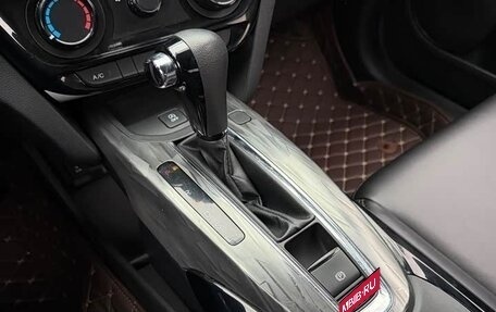 Honda HR-V II, 2021 год, 1 600 000 рублей, 20 фотография