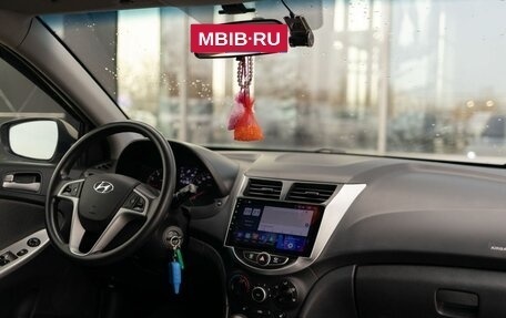 Hyundai Solaris II рестайлинг, 2014 год, 980 000 рублей, 10 фотография