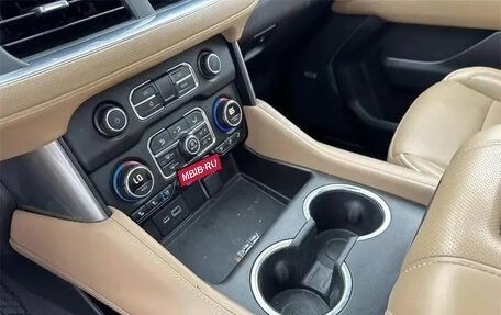 Chevrolet Tahoe IV, 2021 год, 5 850 000 рублей, 10 фотография