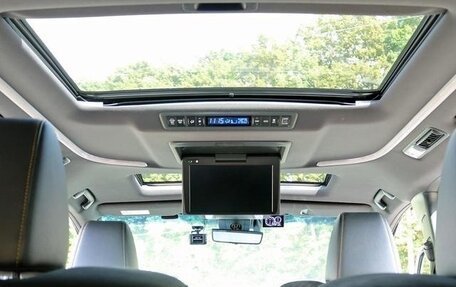 Toyota Alphard III, 2022 год, 4 134 555 рублей, 14 фотография