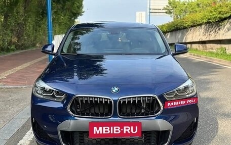 BMW X2, 2021 год, 1 950 000 рублей, 2 фотография