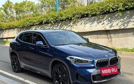 BMW X2, 2021 год, 1 950 000 рублей, 3 фотография