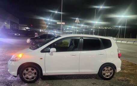 Honda Fit III, 2006 год, 570 000 рублей, 7 фотография