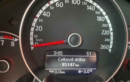 Volkswagen Beetle, 2013 год, 1 600 000 рублей, 2 фотография