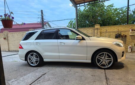 Mercedes-Benz M-Класс, 2013 год, 2 900 000 рублей, 3 фотография