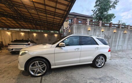 Mercedes-Benz M-Класс, 2013 год, 2 900 000 рублей, 4 фотография