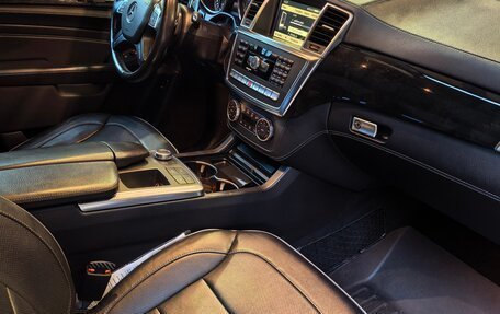 Mercedes-Benz M-Класс, 2013 год, 2 900 000 рублей, 21 фотография