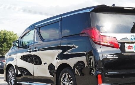 Toyota Alphard III, 2022 год, 4 100 999 рублей, 10 фотография