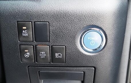 Toyota Alphard III, 2022 год, 4 100 999 рублей, 20 фотография