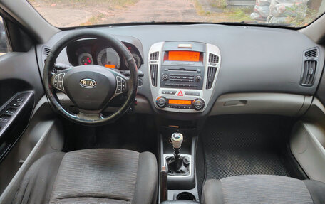 KIA cee'd I рестайлинг, 2009 год, 450 000 рублей, 20 фотография