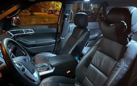 Ford Explorer VI, 2015 год, 2 150 000 рублей, 5 фотография