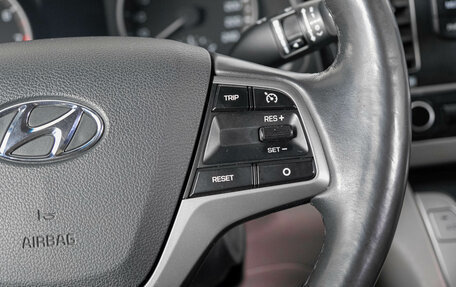 Hyundai Elantra VI рестайлинг, 2018 год, 1 399 000 рублей, 18 фотография