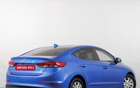 Hyundai Elantra VI рестайлинг, 2018 год, 1 399 000 рублей, 7 фотография