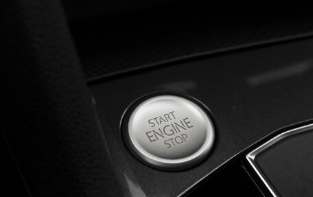 Volkswagen Tiguan II, 2019 год, 2 449 000 рублей, 14 фотография