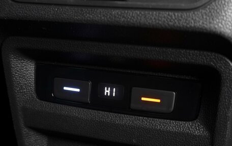 Volkswagen Tiguan II, 2019 год, 2 449 000 рублей, 17 фотография