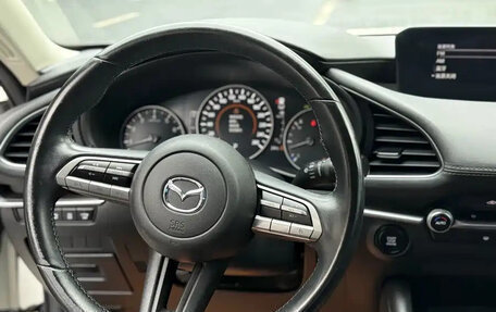 Mazda 3, 2021 год, 1 650 000 рублей, 9 фотография