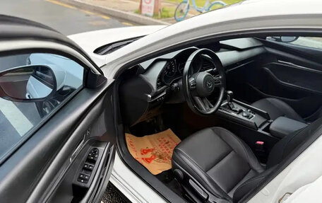 Mazda 3, 2021 год, 1 650 000 рублей, 5 фотография