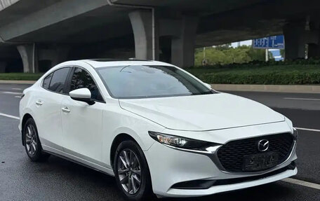 Mazda 3, 2021 год, 1 650 000 рублей, 2 фотография