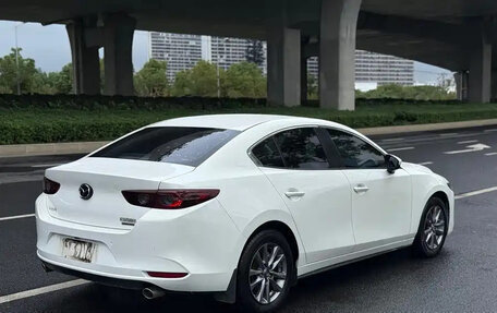 Mazda 3, 2021 год, 1 650 000 рублей, 12 фотография