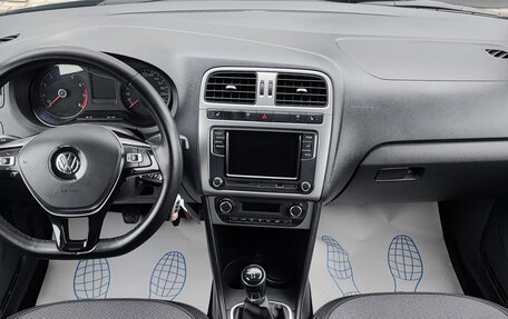 Volkswagen Polo VI (EU Market), 2018 год, 1 120 000 рублей, 10 фотография