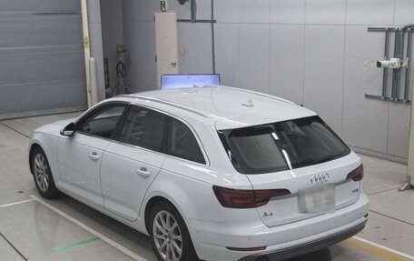 Audi A4, 2017 год, 1 550 000 рублей, 3 фотография