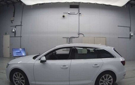 Audi A4, 2017 год, 1 550 000 рублей, 6 фотография