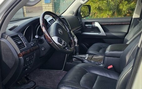 Toyota Land Cruiser 200, 2015 год, 4 250 000 рублей, 5 фотография