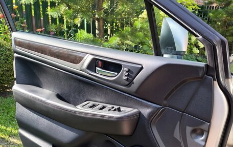 Subaru Outback IV рестайлинг, 2016 год, 2 400 000 рублей, 21 фотография