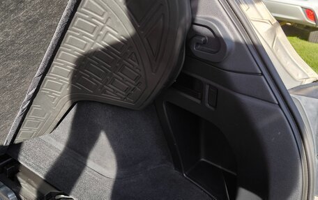 Subaru Outback IV рестайлинг, 2016 год, 2 400 000 рублей, 29 фотография