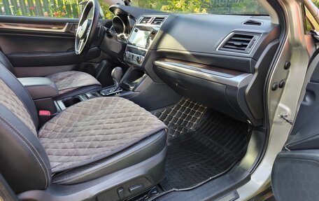 Subaru Outback IV рестайлинг, 2016 год, 2 400 000 рублей, 31 фотография