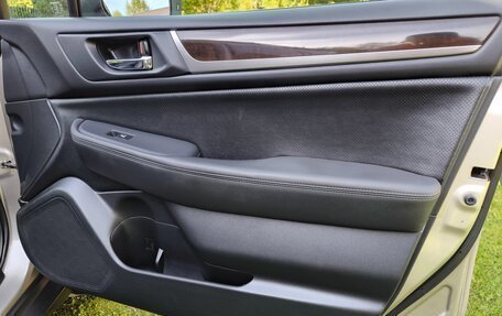 Subaru Outback IV рестайлинг, 2016 год, 2 400 000 рублей, 32 фотография