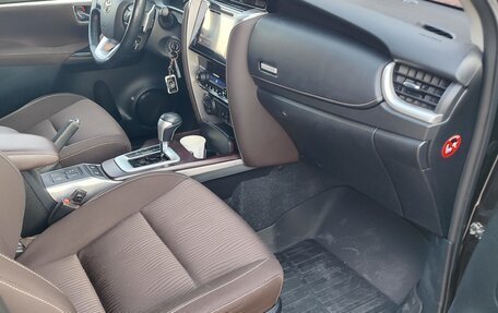 Toyota Fortuner II, 2017 год, 3 350 000 рублей, 9 фотография