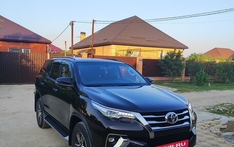 Toyota Fortuner II, 2017 год, 3 350 000 рублей, 2 фотография