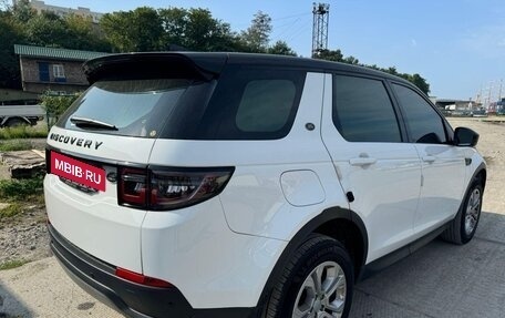 Land Rover Discovery Sport I рестайлинг, 2021 год, 4 500 000 рублей, 3 фотография