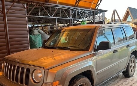 Jeep Liberty (North America) II, 2007 год, 650 000 рублей, 12 фотография