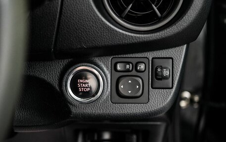 Toyota Vitz, 2018 год, 930 000 рублей, 14 фотография