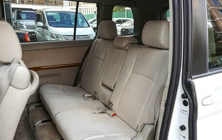 Toyota ISis I, 2011 год, 1 280 000 рублей, 7 фотография