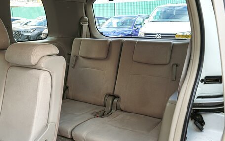 Toyota ISis I, 2011 год, 1 280 000 рублей, 9 фотография