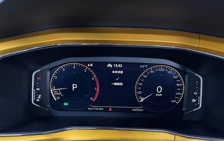 Volkswagen T-Cross I, 2022 год, 1 692 000 рублей, 25 фотография